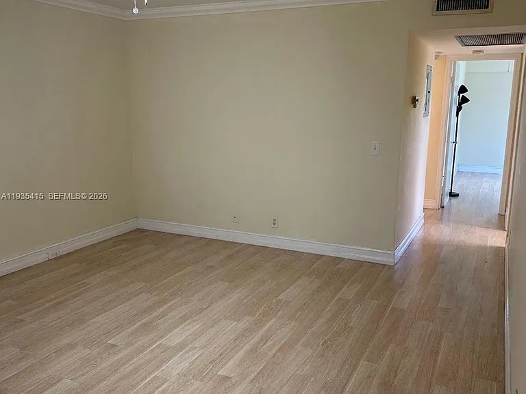 200 SW 132nd Way #310L — Photo 4
