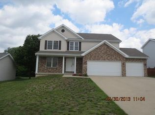 352 Brentwood Rd, Machesney Park, IL 61115