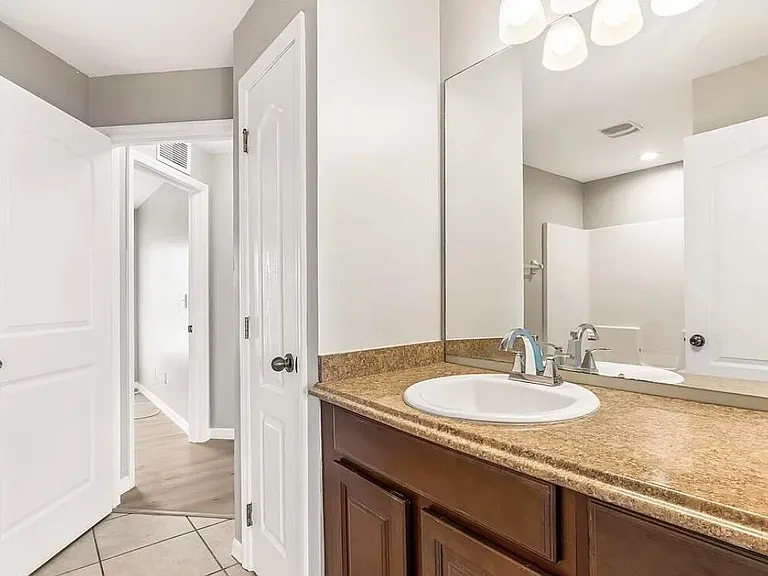 9792 Deerfoot Dr — Photo 4