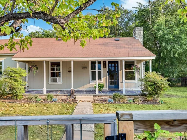 101 Patricks Aly, Liberty Hill, TX 78642