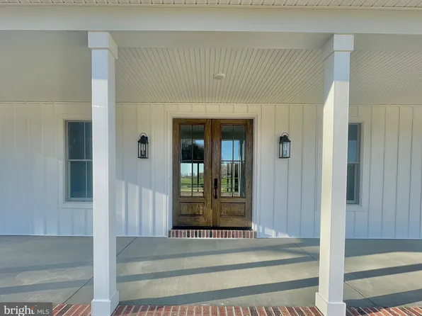 13435 Rock Point Rd, Newburg, MD 20664