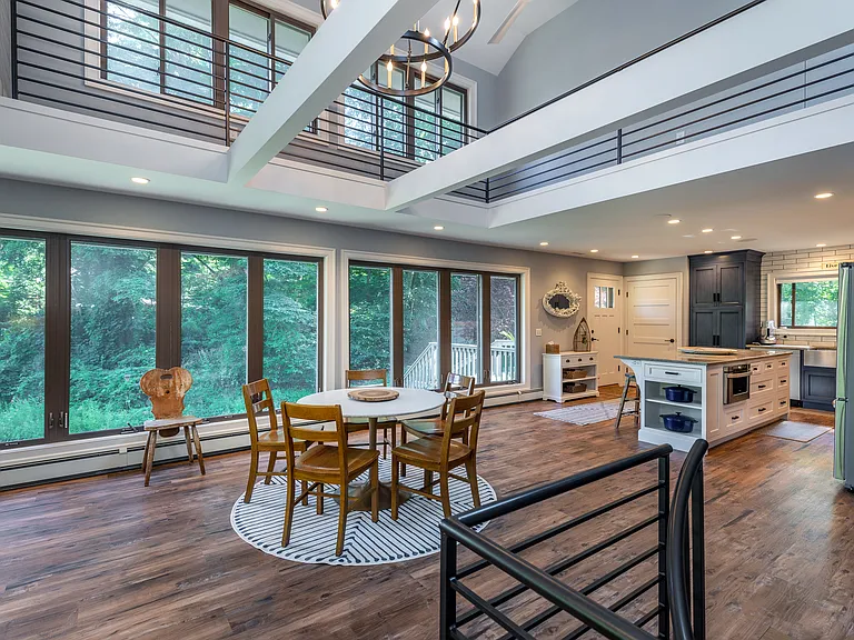 8 Cedar Point Dr — Photo 14