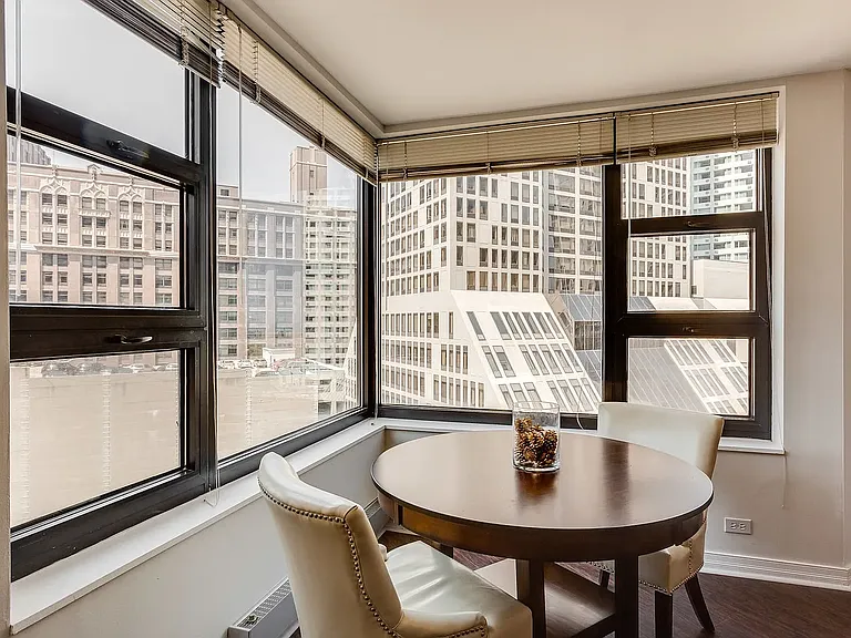 401 E Ontario St #1203 — Photo 16