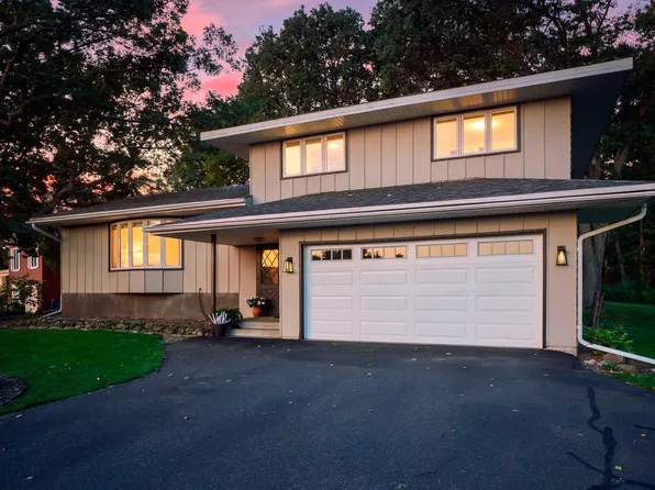 61 Flandrau Pl, Saint Paul, MN 55106