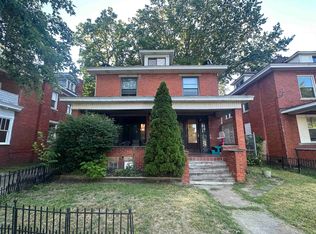526 4th St, Huntington, WV 25701