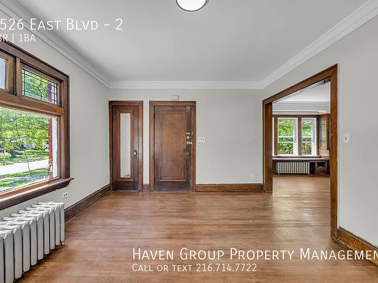 3526 East Blvd #2 — Photo 6