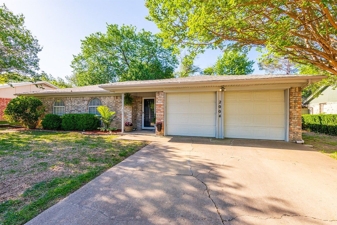 2004 Sexton Dr, Arlington, TX 76015 Zillow