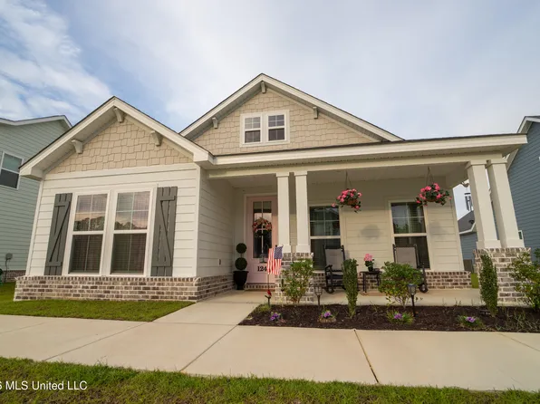 124 Everly Cir, Ocean Springs, MS 39564