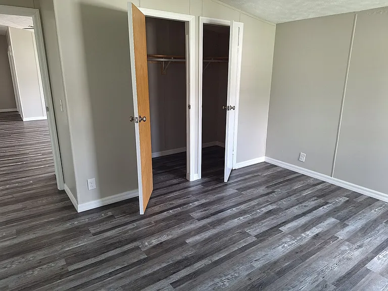 3531 S Pine Ave #5 — Photo 5