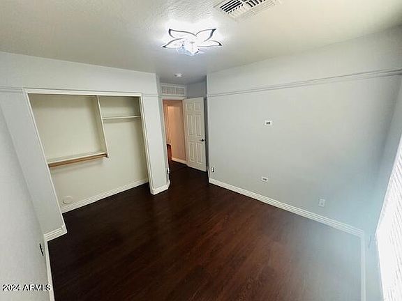 3rd image of 39242 N Kelley Cir