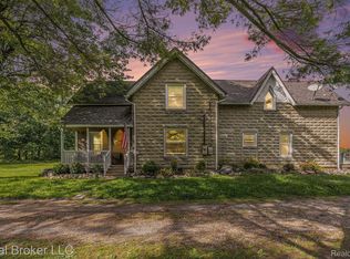 3068 Wade Rd, Capac, MI 48014