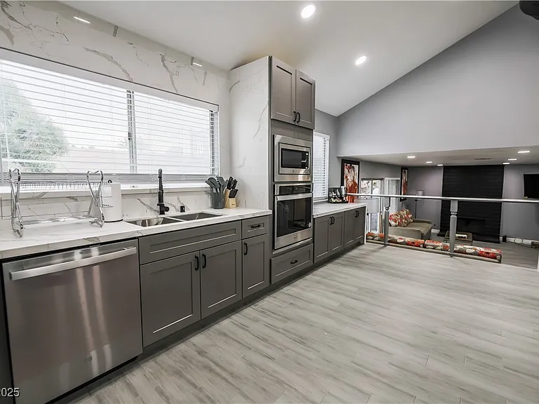 5301 Opuntia St — Photo 15