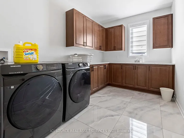 733 Coast Cir — Photo 26