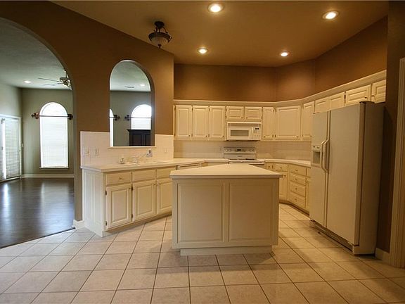 5th image of 3042 N Apatite Dr