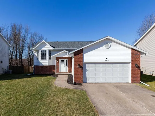6526 Silver Creek Dr, Davenport, IA 52806