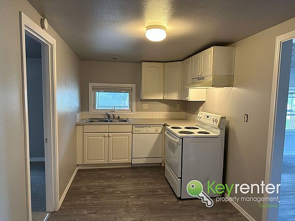 5th image of 1408 S 14th St APT 3
