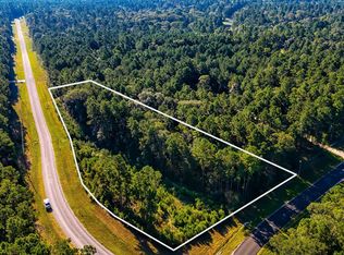 18 Red Hawk Rd, Huntsville, TX 77340