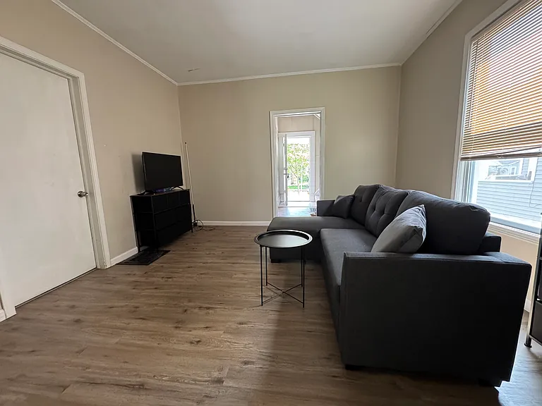 111 Sweet St NE #1 — Photo 13