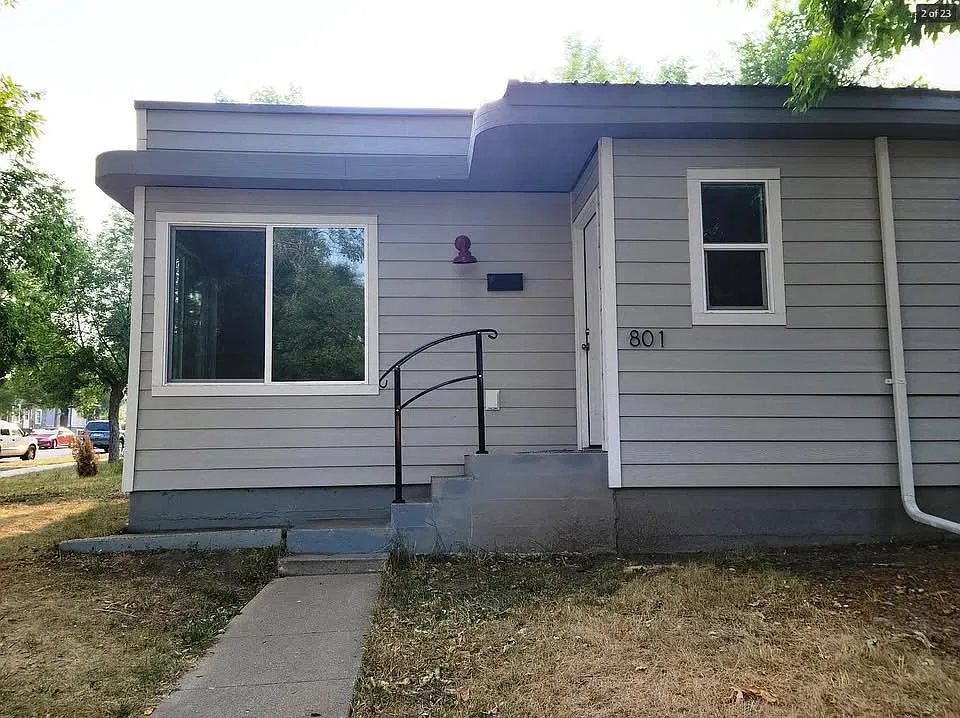2 bed, 1000 sqft, $1,500 — Photo 2