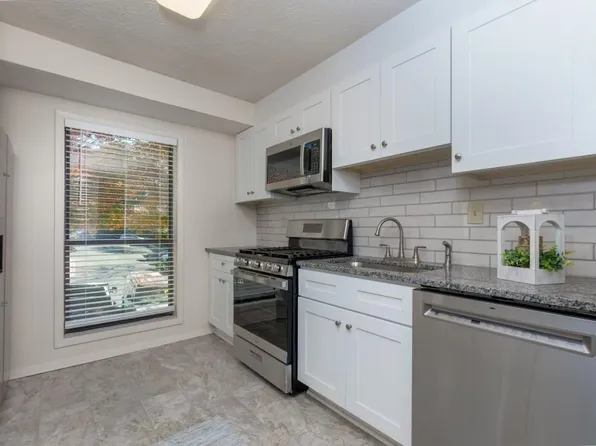 811 Wynnes Ridge Cir SE, Marietta, GA 30067
