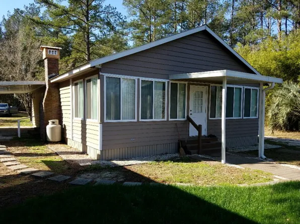 315 Martins Landing Rd, Jesup, GA 31546