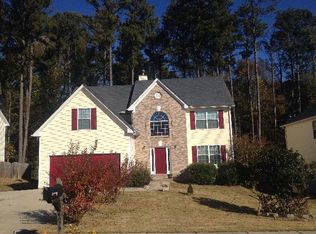 6079 Autumn Greene Dr, Fairburn, GA 30213