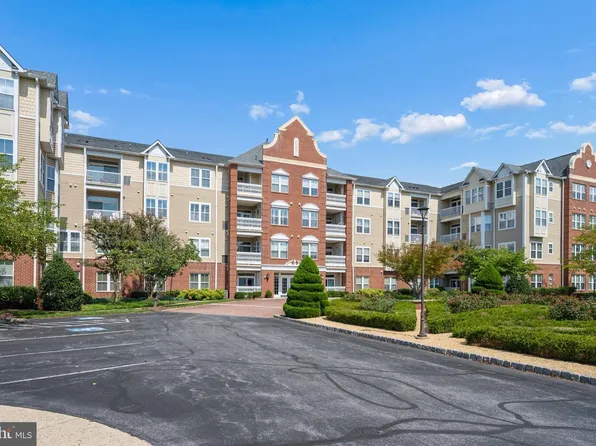 2250 Bear Den Rd Unit 207, Frederick, MD 21701