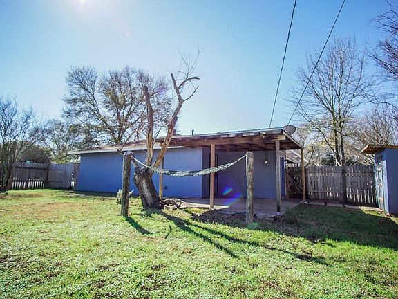 2nd image of 3109 Lodgepole Dr