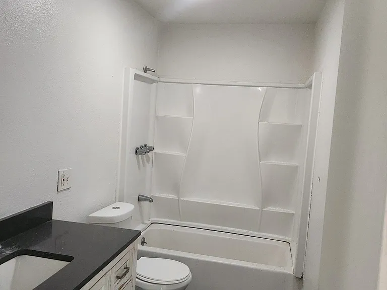 5 E Saginaw Way #202 — Photo 3