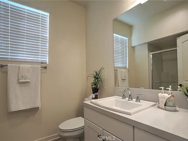 22117 Normandie Ave — Photo 14