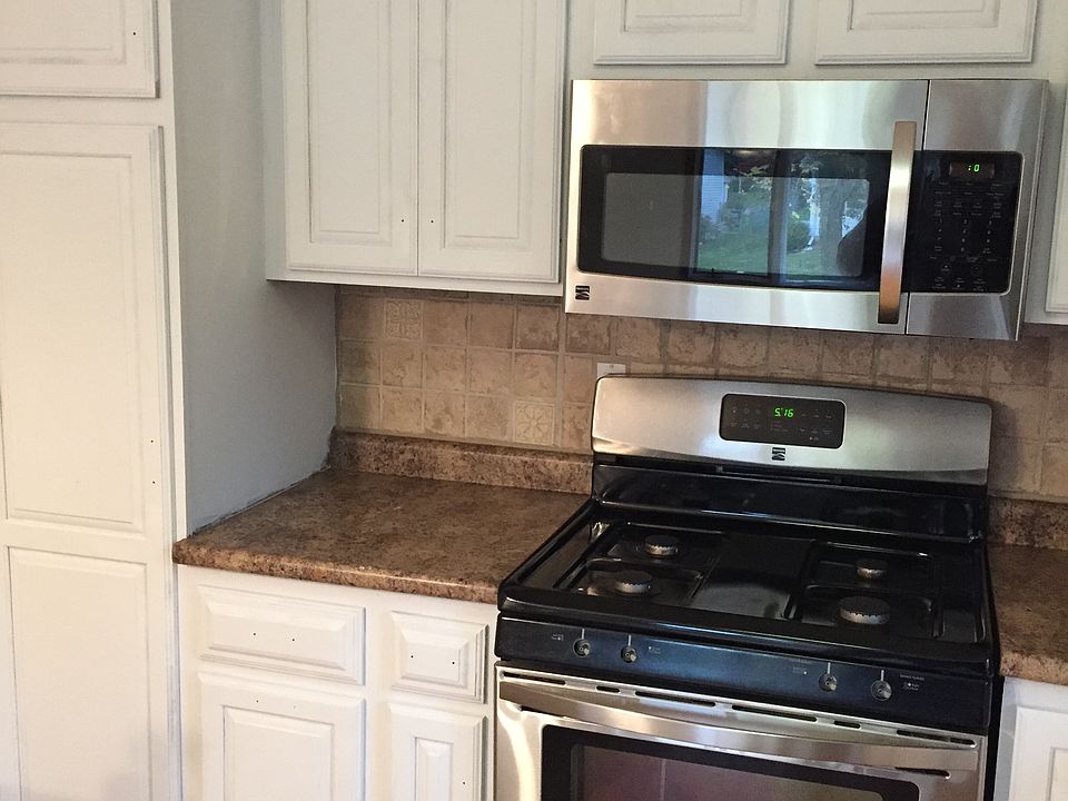 2nd image of 14287 Oldfield Avenue Ct N
