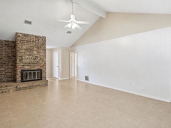 4th image of 5006 Whispering Falls Dr