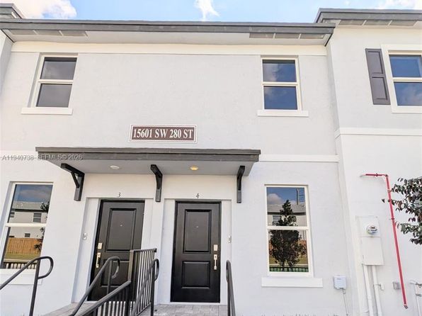 15601 SW 280th St #4