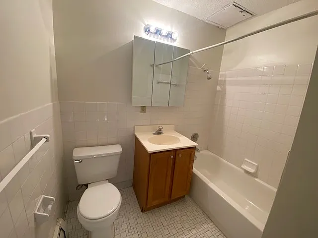 2601 Garfield Ave #106 — Photo 7