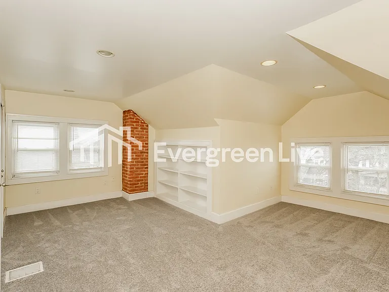 3406 Beechwood Ave — Photo 6