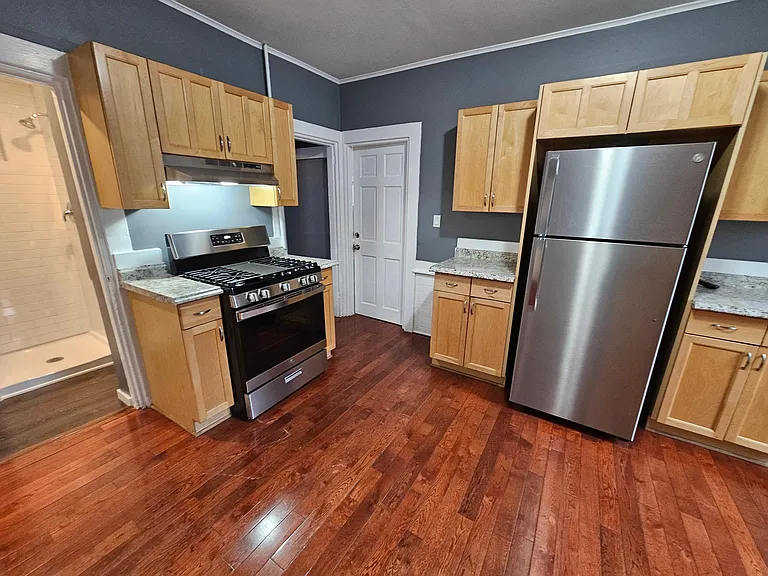 23 Woodward St #2 — Photo 1