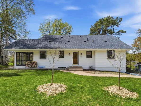 16019 Birch Ln, Minnetonka, MN 55345