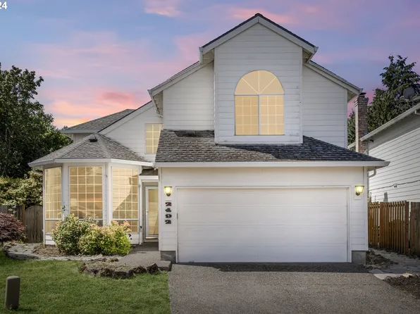 2492 SW 214th Pl, Beaverton, OR 97003