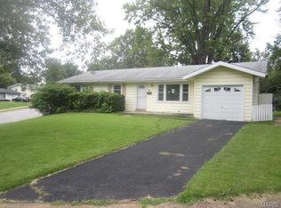 20 Forestwood Dr, Saint Louis, MO