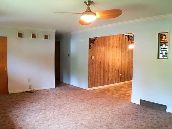 LR alternate view. Large coat closet off front door