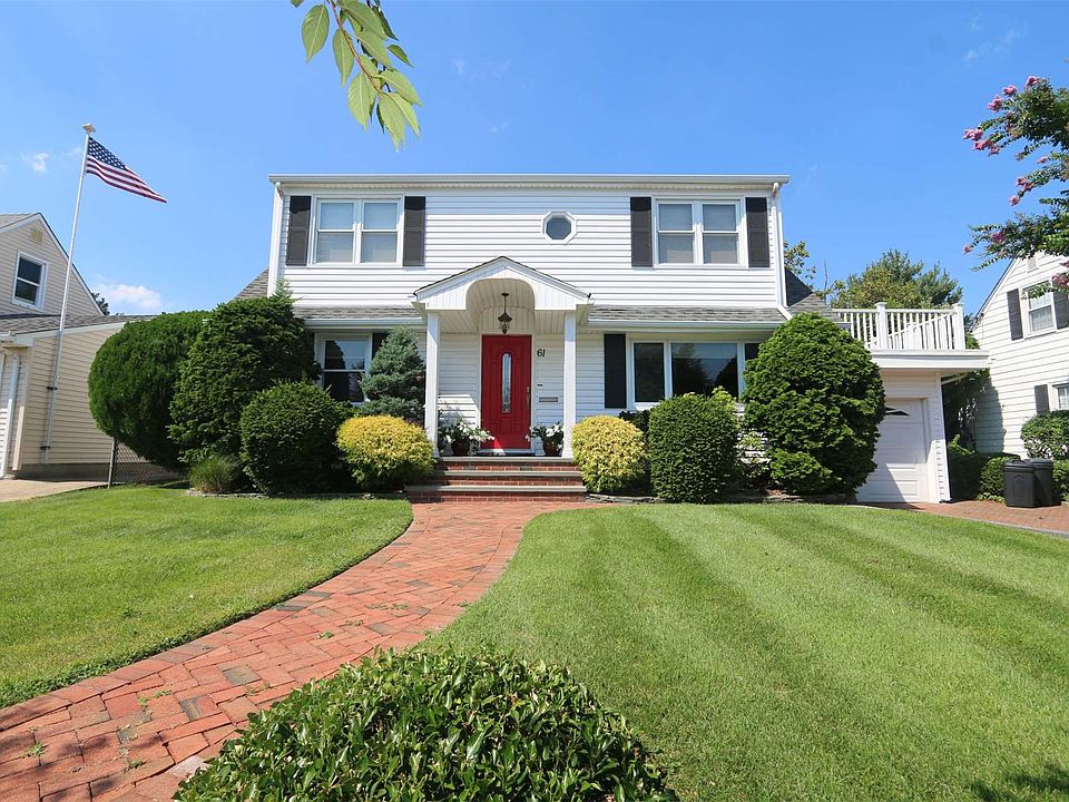 61 Plainfield Rd, Albertson, NY 11507 MLS 3425713 Zillow