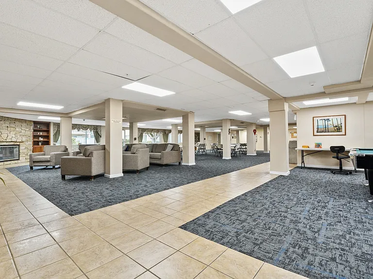 Bradford Terrace Senior Apartments — Photo 26