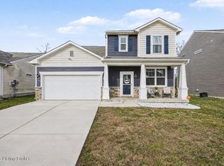 12042 Wooden Trace Dr, Louisville, KY
