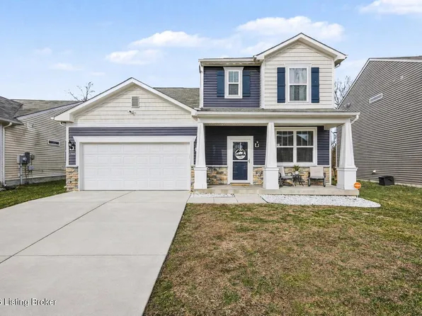12042 Wooden Trace Dr, Louisville, KY 40229