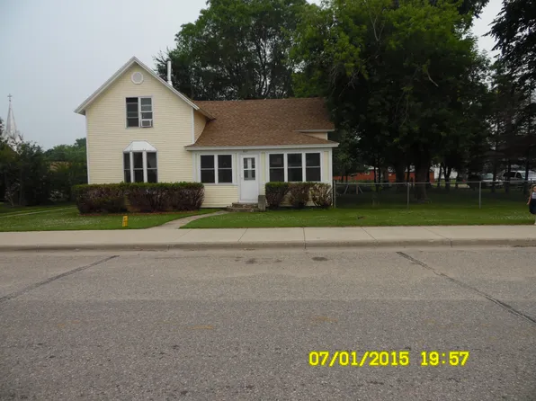 303 Main St W, Clarissa, MN 56440