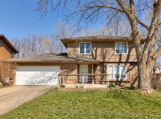 5017 Twana Dr, Des Moines, IA 50310