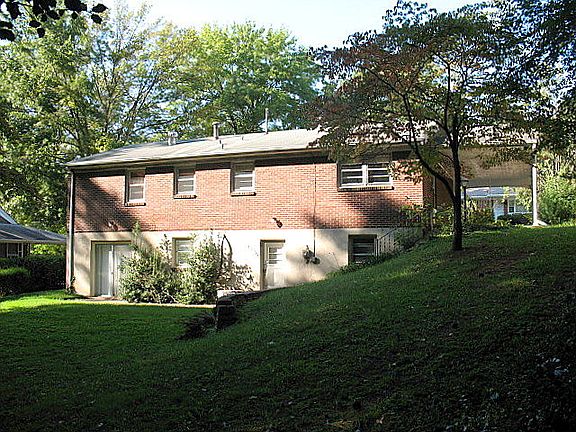 4th image of 123 Starmont Dr