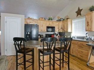 2863 W 2175 N, Clinton, UT 84015