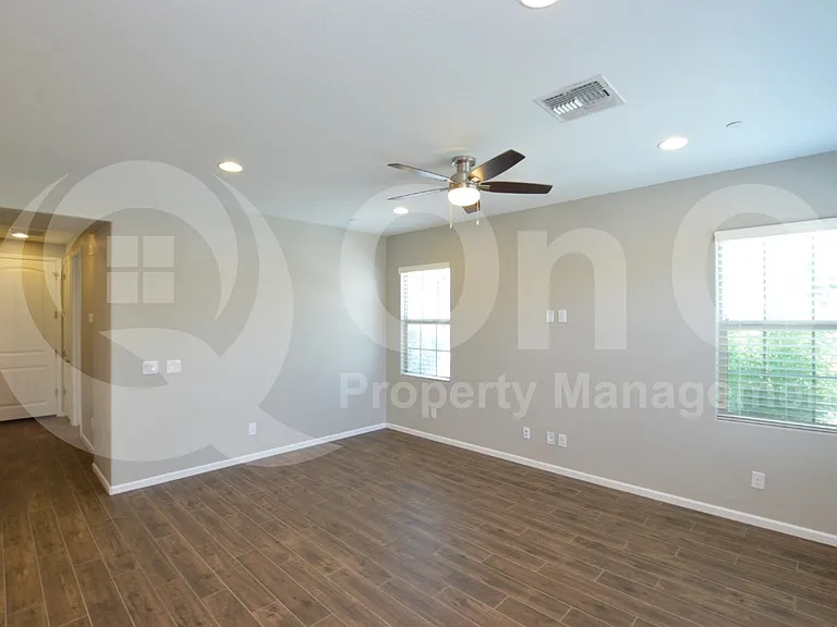 2477 W Market Pl #34 — Photo 9