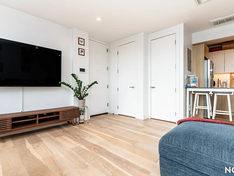 1173 Rogers Ave #PH1 — Photo 31
